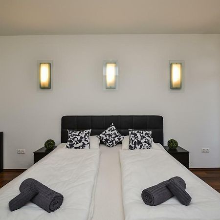 Castle Apartment With Panoramic Balcony Budapest Exterior foto